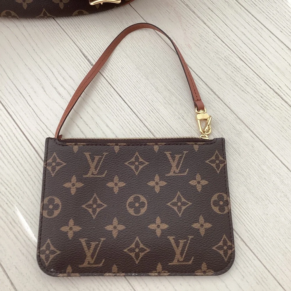 Louis Vuitton Monogram Canvas Hobo with Gold Chain and Brown Leather Trim